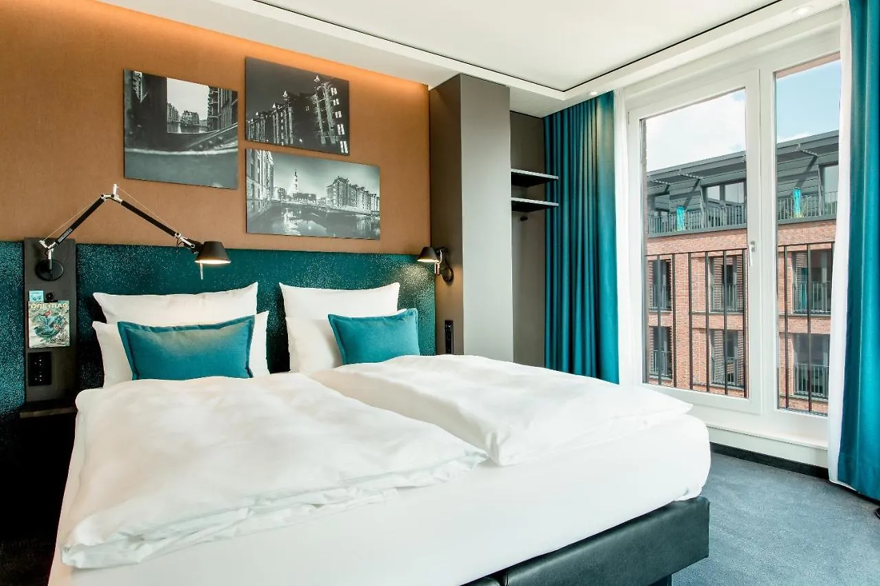 *** Hotel Motel One Hamburg-Fleetinsel Germania